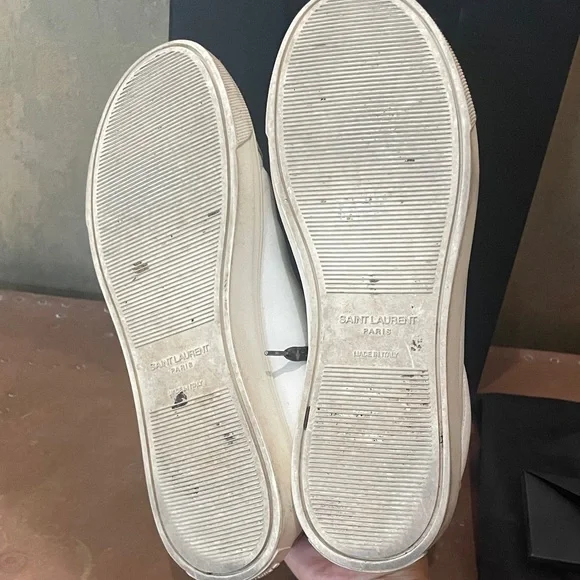 Saint Laurent Andy Low Top White Sneakers - Picture 6 of 8